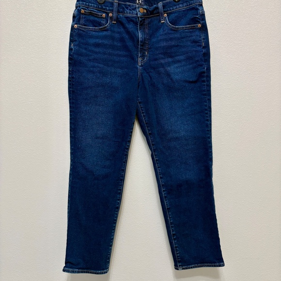 J. Crew Essential Straight Jean in All-Day Stretch -  Dark Indigo Rinse, 31 - Picture 4 of 9